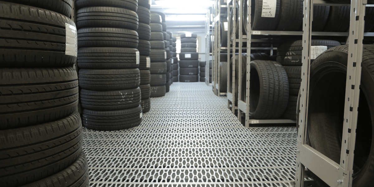 Premium Tyre Service