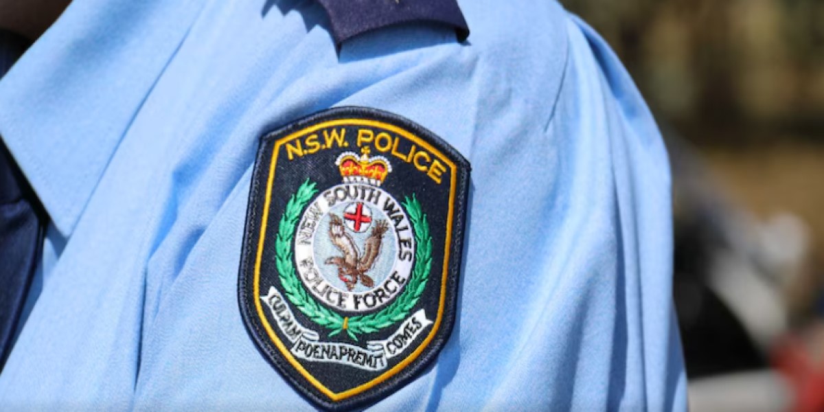 Liquor shop theft arrests